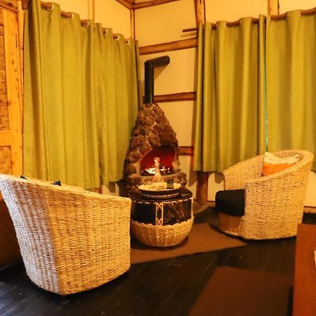 Nkuringo Bwindi Gorilla Lodge ภายนอก รูปภาพ