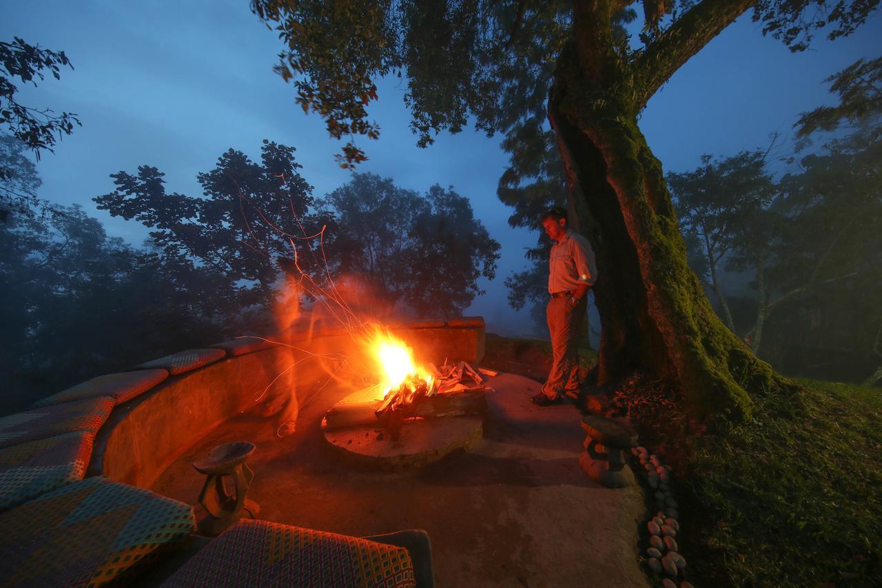 Nkuringo Bwindi Gorilla Lodge ภายนอก รูปภาพ