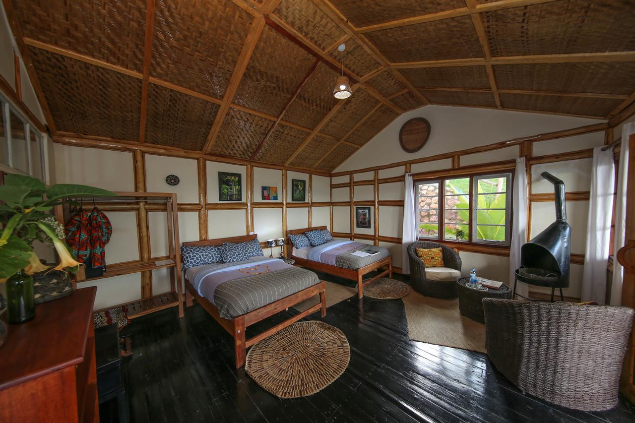 Nkuringo Bwindi Gorilla Lodge ภายนอก รูปภาพ
